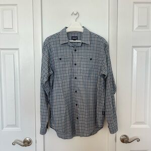 Patagonia Men’s Shirt Size M